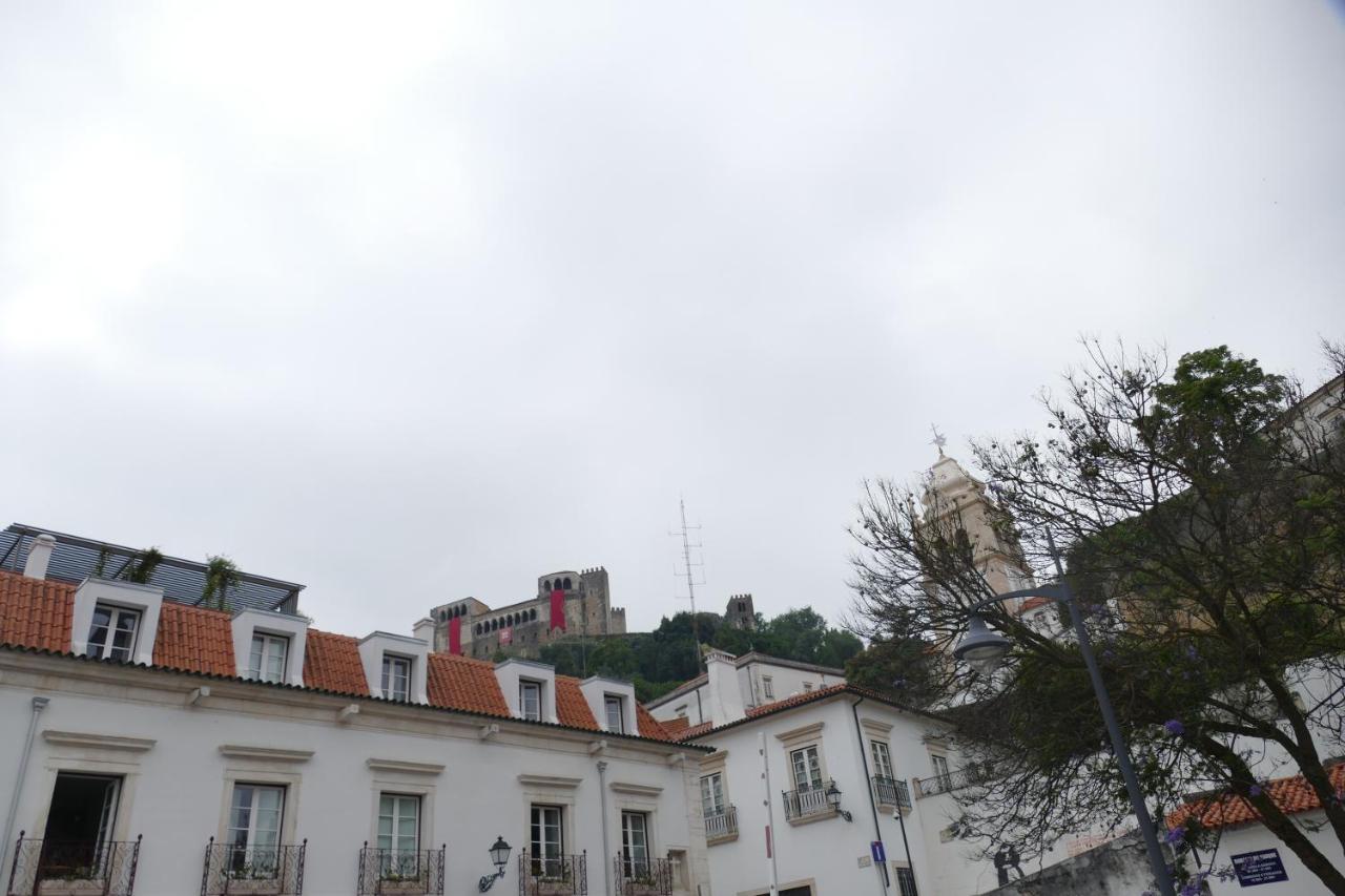 Guest House Eca - Centro Historico Leiria Exterior photo