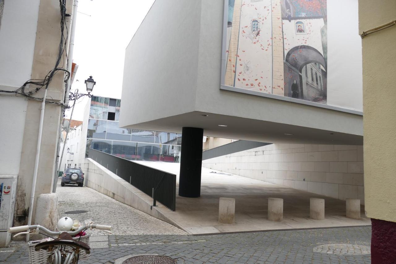 Guest House Eca - Centro Historico Leiria Exterior photo
